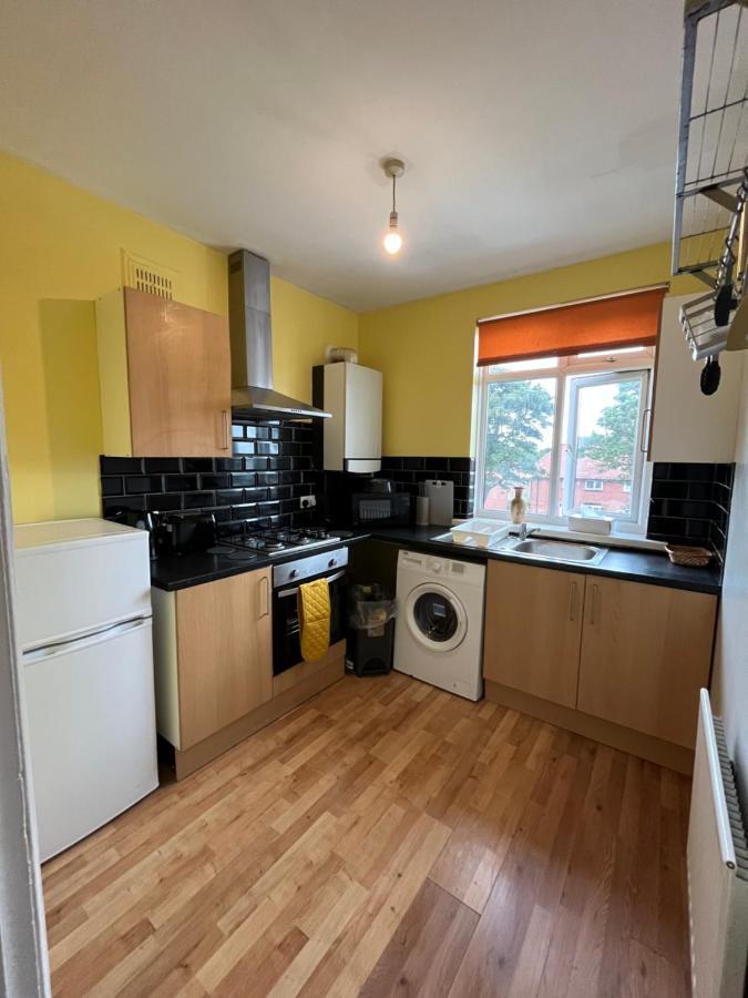 2 Bedroom Apartment, 5 Minutes From City Centre Newcastle upon Tyne Exterior foto